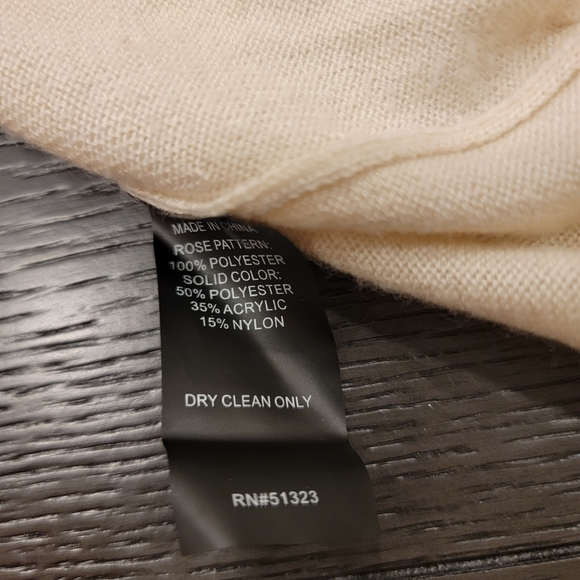 Vince Camuto Rose Pattern Blouse Women's SZ Extra Large - Picture 9 of 9